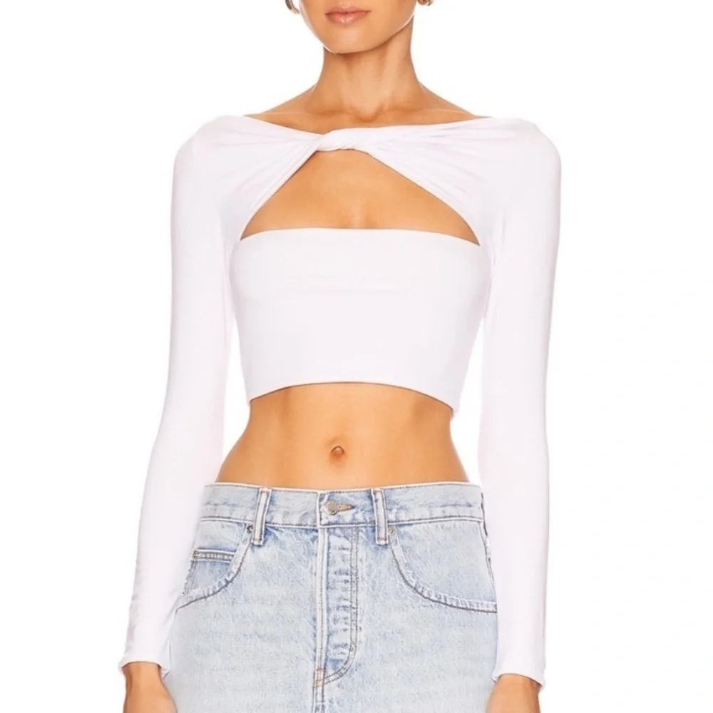 SER.O.YA Ellis Top In White - Picture 2 of 7